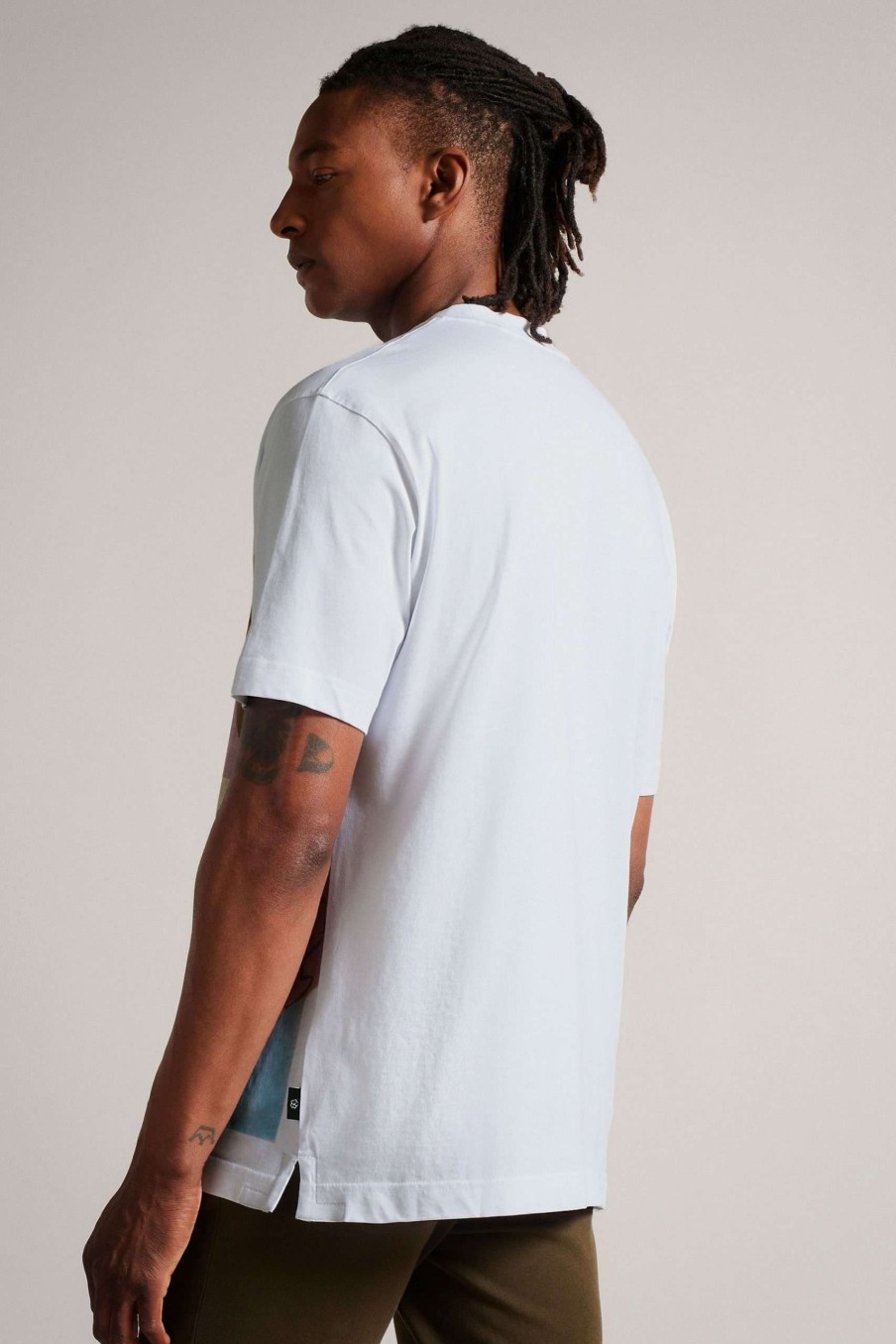 Clothing * | Ted Baker White Printed Graphic Relaxed Fit T-Shirt Sale