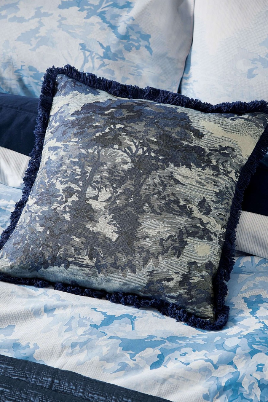 Homeware * | Ted Baker Landscape Toile Cushion Free Delivery